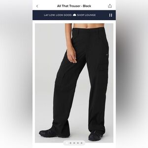 Alo Yoga All That Trouser / color: black / size: xs